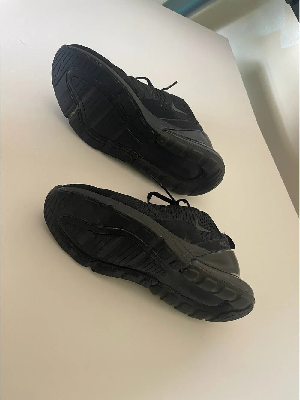 Nike Air Max 270 Triple Black Women's Running Shoes Sneakers AH6789-006 Size 8 - Picture 7 of 8